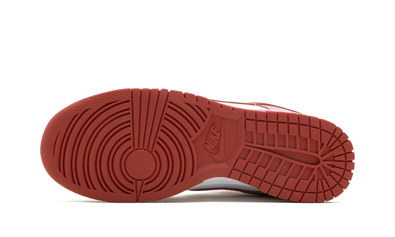 Nike Dunk Low WMNS "Red Stardust"