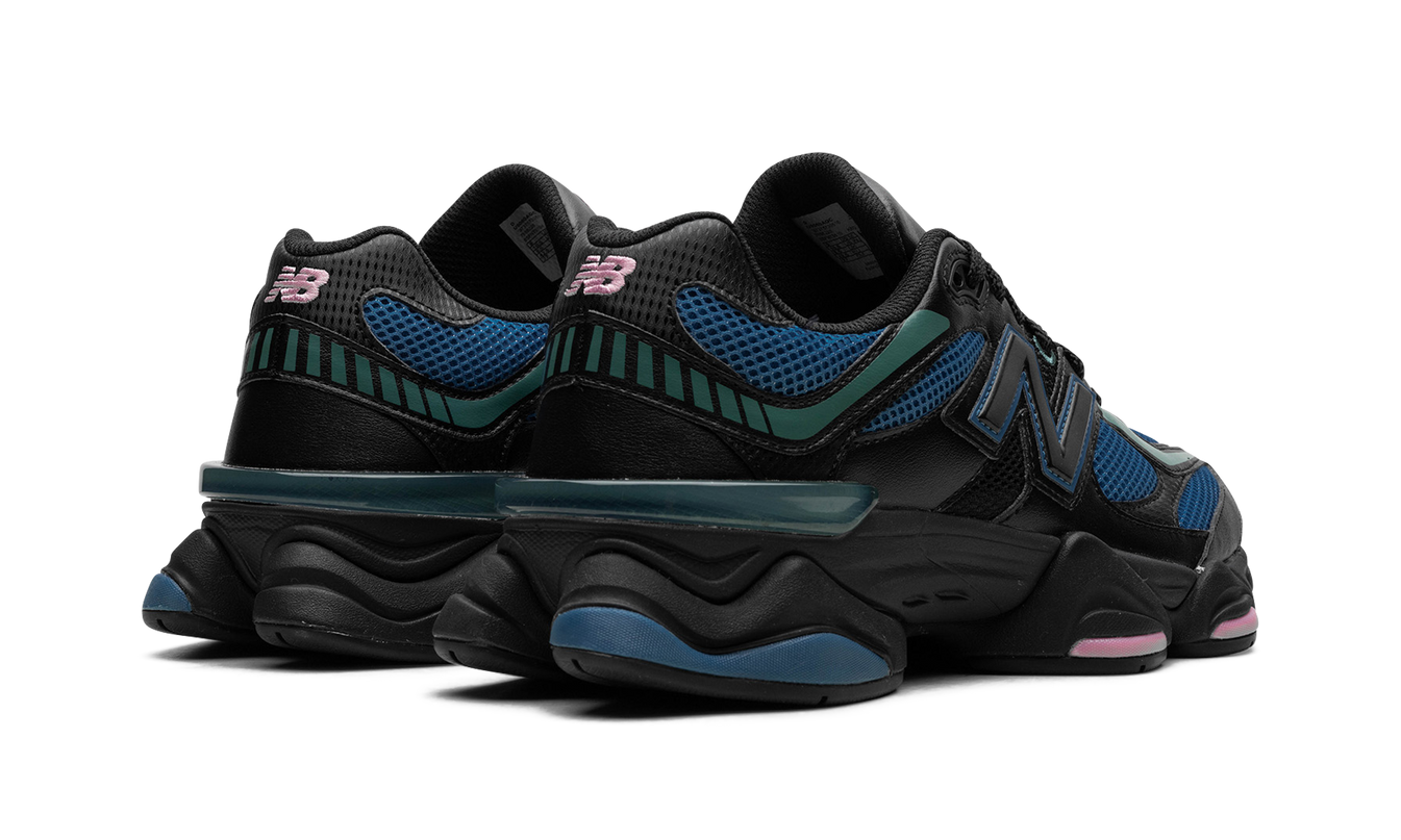 New Balance 9060 „Blauer Achat“