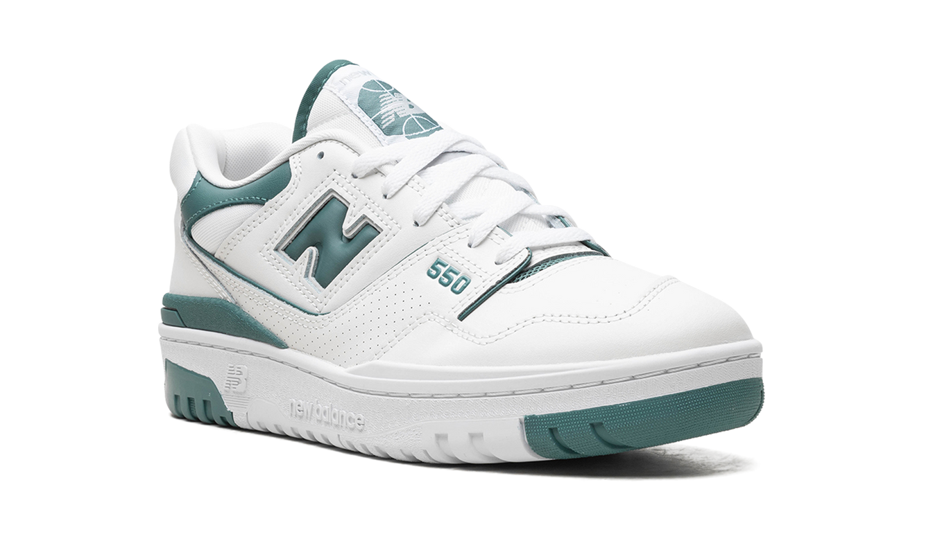 New Balance 550 WMNS "Reflection / New Spruce"