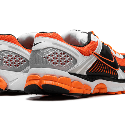 Nike Zoom Vomero 5 "Total Orange"