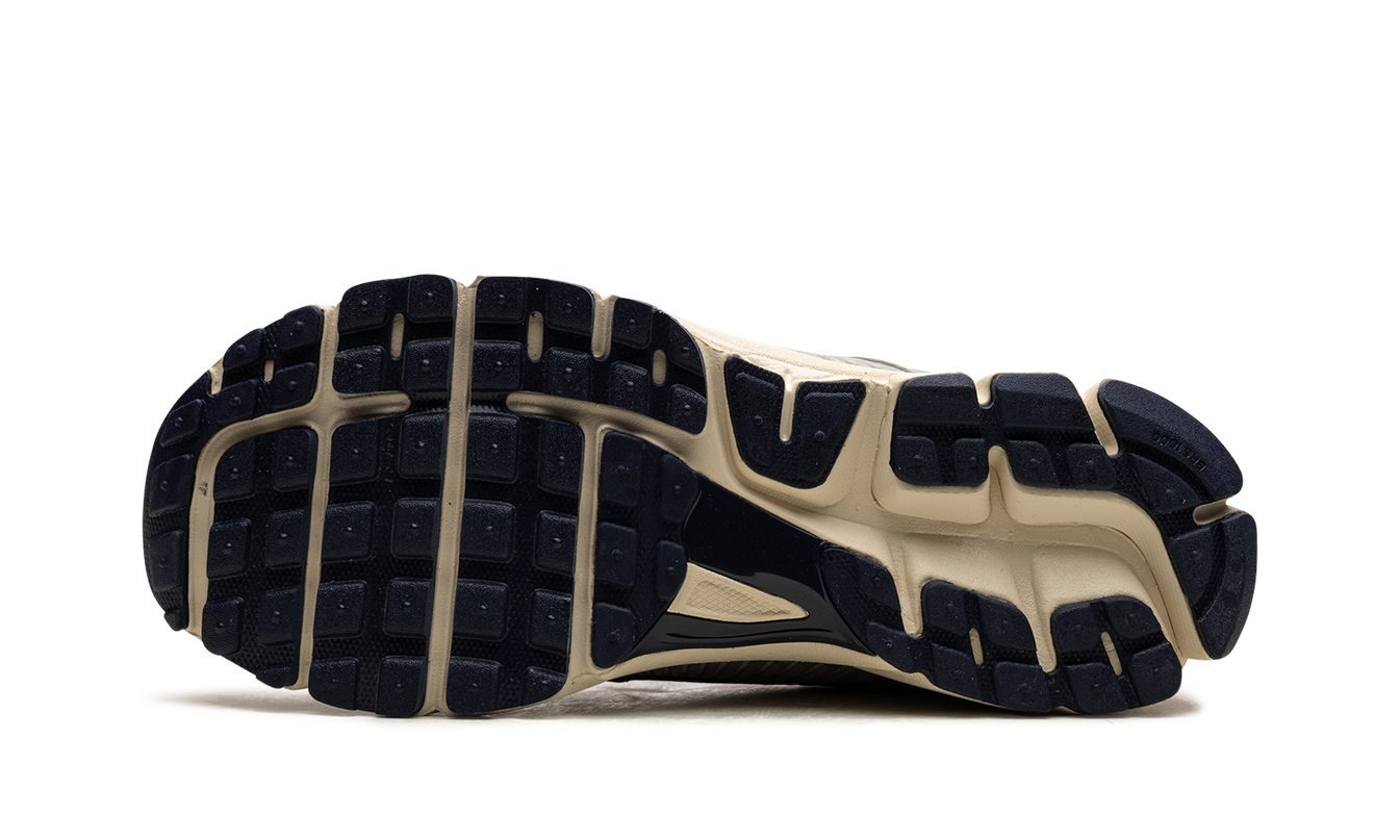 Zoom Vomero 5 „Pure Platinum“