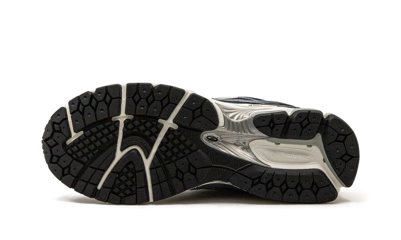 New Balance 1906R "TITANIUM"