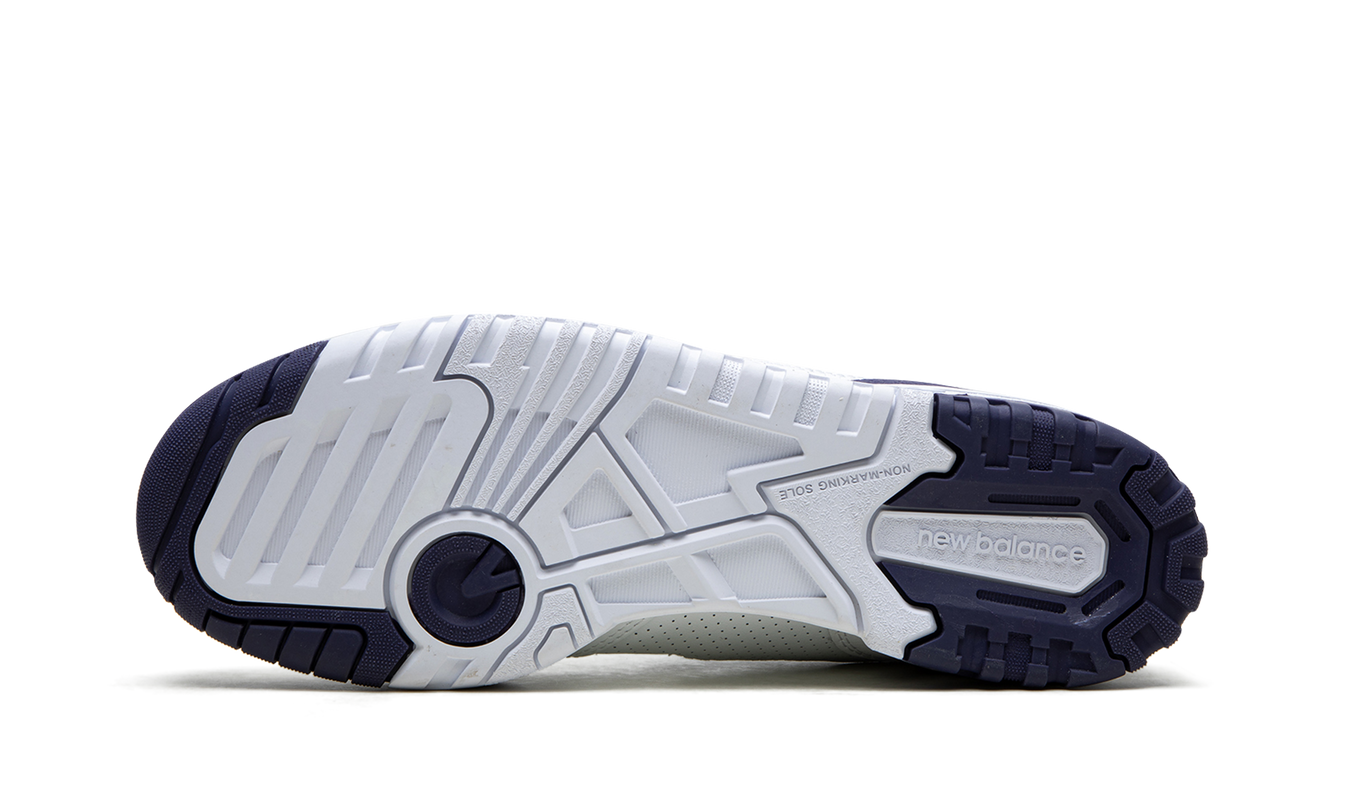 New Balance 550 WMNS "White Dark Mercury"