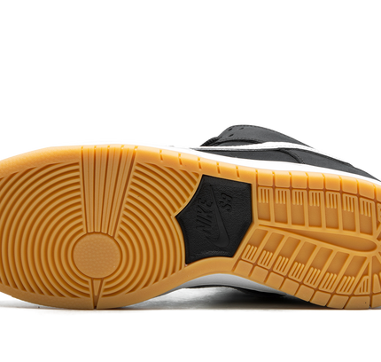 Nike SB Dunk Low Pro "Black Gum"