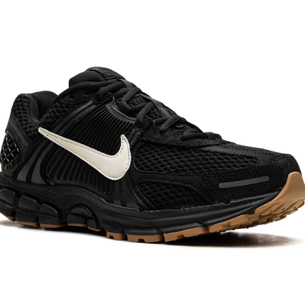 Nike Zoom Vomero 5 "Black Gum"