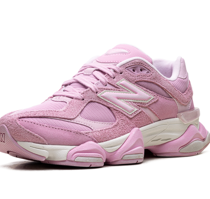 New Balance 9060 „ASOS Exclusive Pink Overdye“