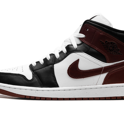 Air Jordan 1 Mid SE "Dark Pony"