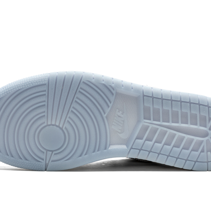 Air Jordan 1 LOW WMNS "White / Wolf Grey"