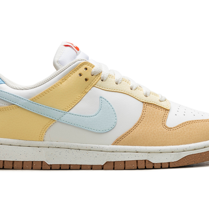 Nike Dunk Low WMNS "Soft Yellow"