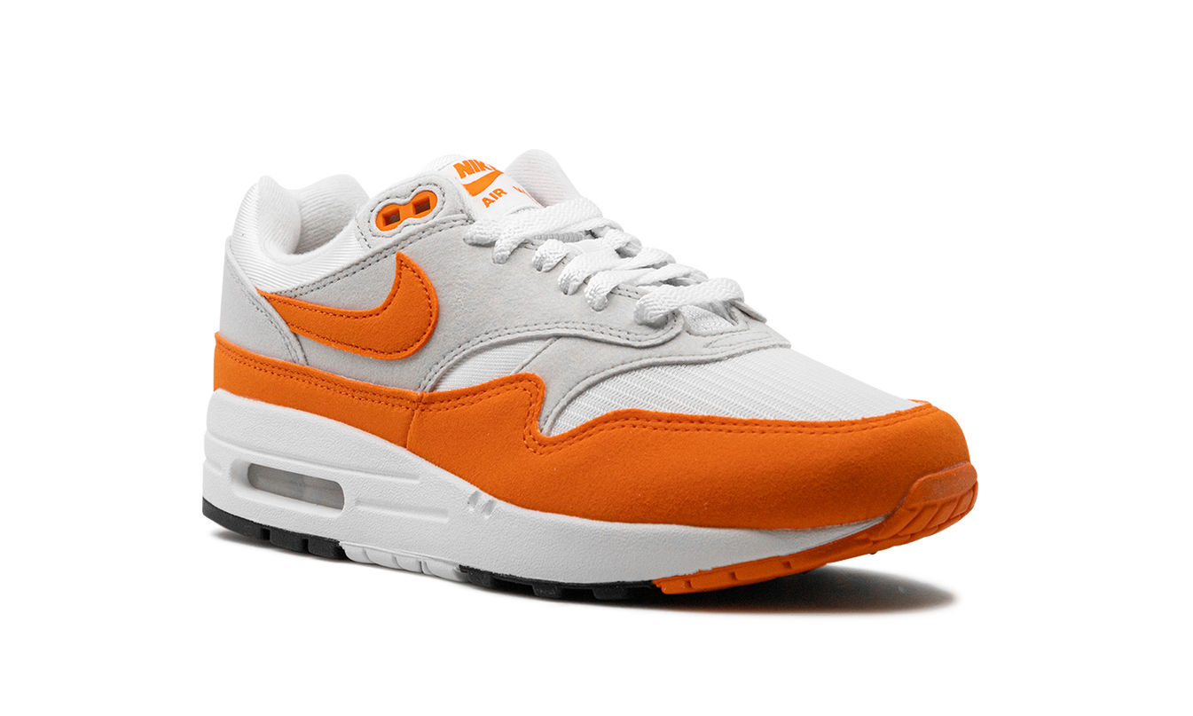 Nike Air Max 1 WMNS "Safety Orange"