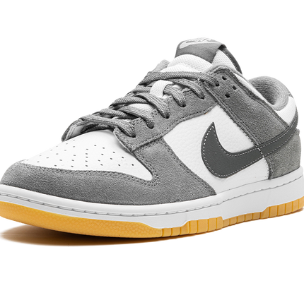 Nike Dunk Low "Smoke Grey"