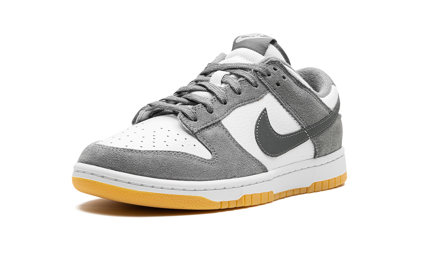 Nike Dunk Low "Smoke Grey"