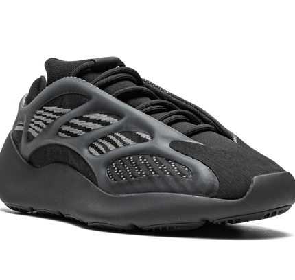 Yeezy 700 V3 „Dunkle Glühen“