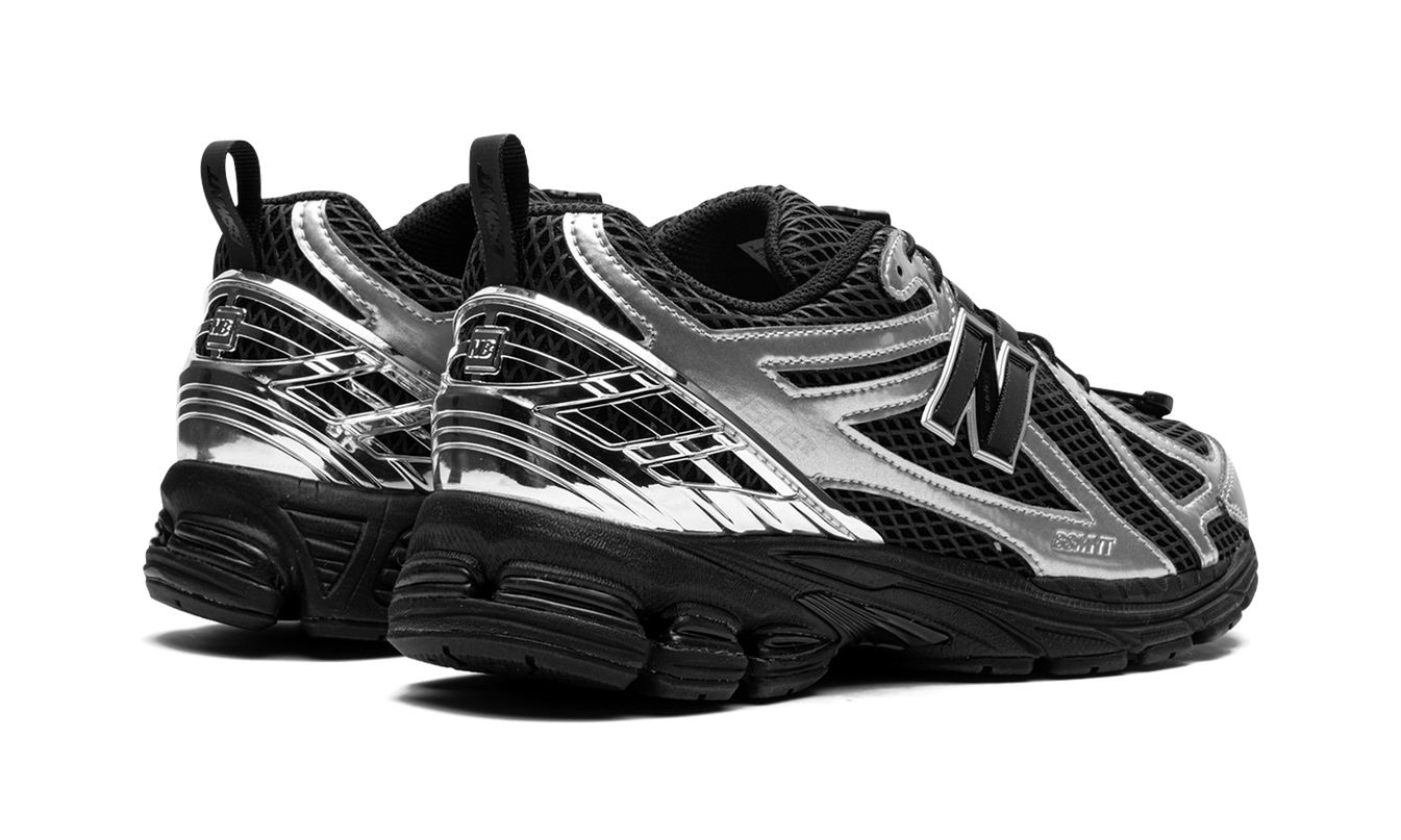 New Balance 1906R „The Basement Schwarz Silber“