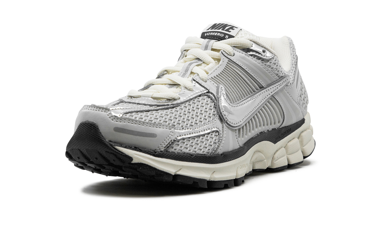 Zoom Vomero 5 "Chrom"