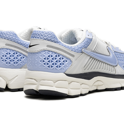 Nike Zoom Vomero 5 WMNS "Royal Tint"