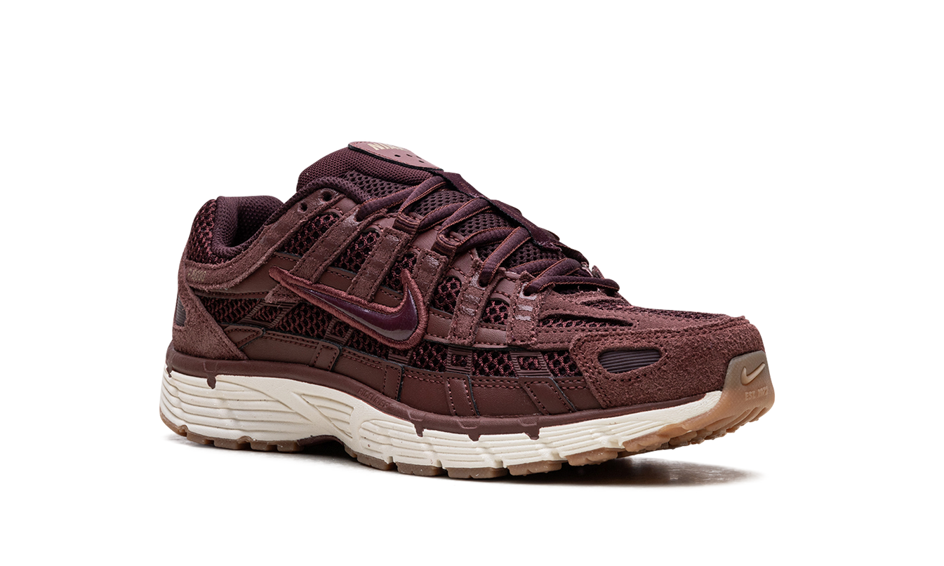 Nike P-6000 SE "Dark Pony Metallic Gold"