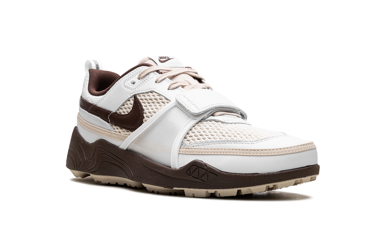 Nike Zoom Field Jaxx "Travis Scott - Helle Schokolade"