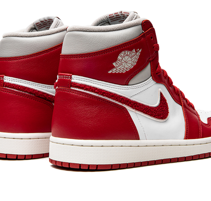 Air Jordan 1 HIGH OG WMNS "Newstalgia"