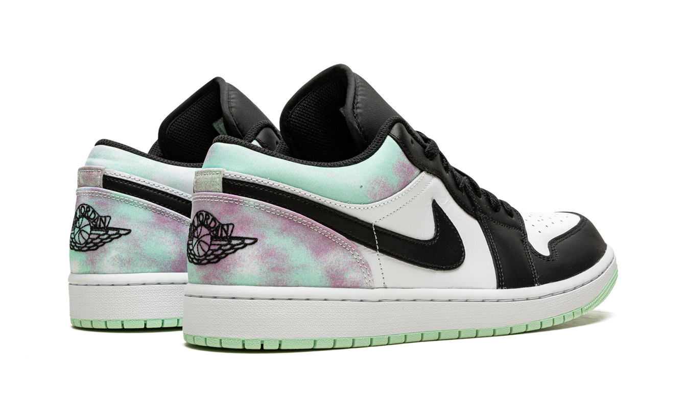 Air Jordan 1 LOW "Tie-Dye"