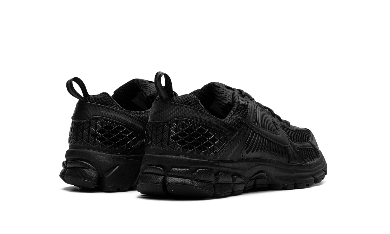 Nike Zoom Vomero 5 GS "Triple Black"