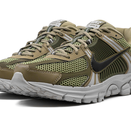 Nike Zoom Vomero 5 "Neutral Olive"