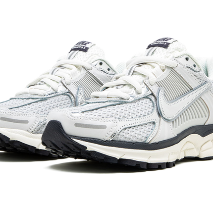 Nike Zoom Vomero 5 WMNS "Photon Dust"