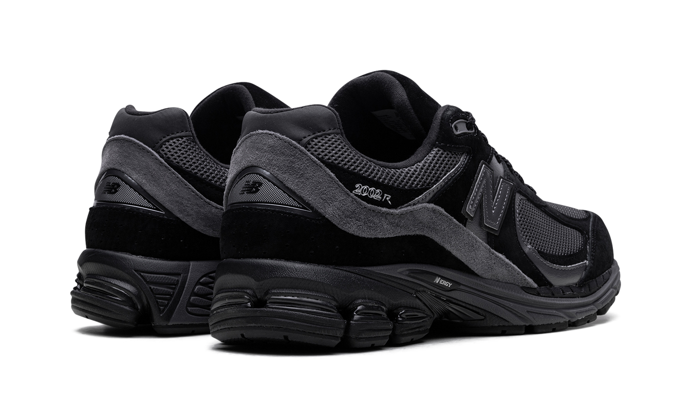 New Balance 2002R "Black Magnet"