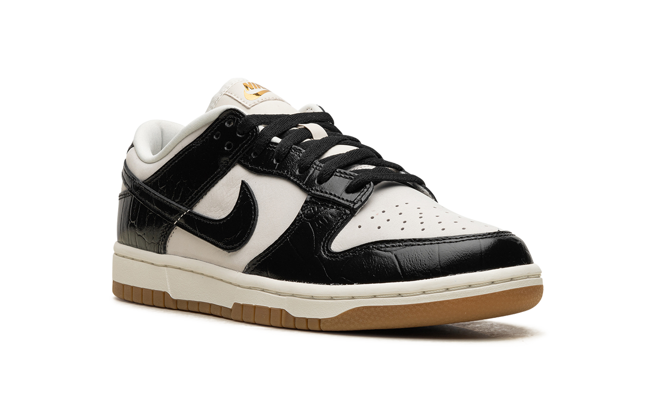 Nike Dunk Low LX WMNS "Black Croc"