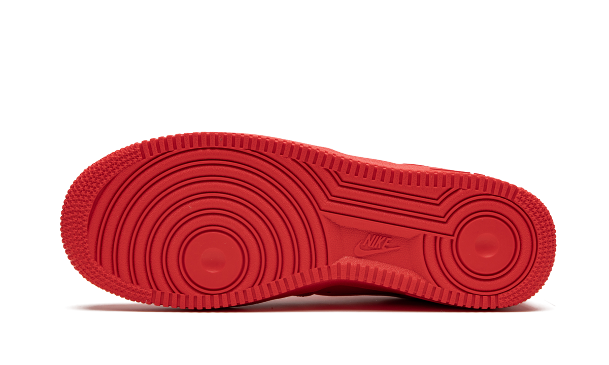 Nike Air Force 1 '07 LV8 "Triple Red"