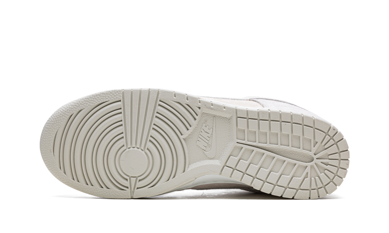 Nike Dunk Low Retro PRM "Vast Grey"