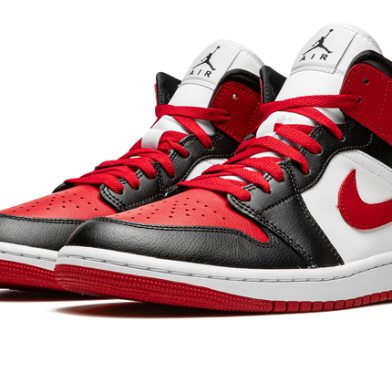 Air Jordan 1 MID WMNS "Alternate Bred Toe"
