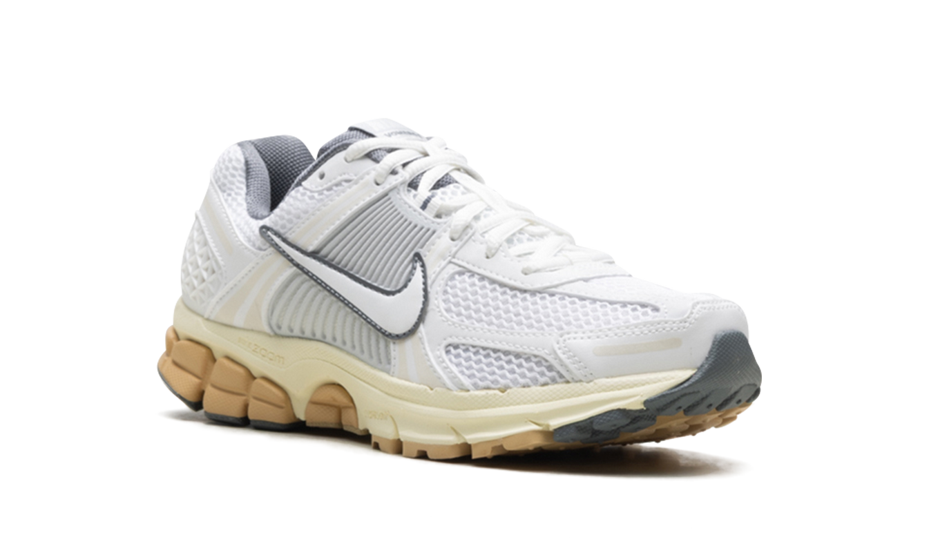 Nike Zoom Vomero 5 WMNS "Summit White Pure Platinum"