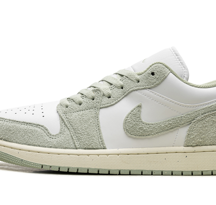 Air Jordan 1 Low SE "Seafoam"
