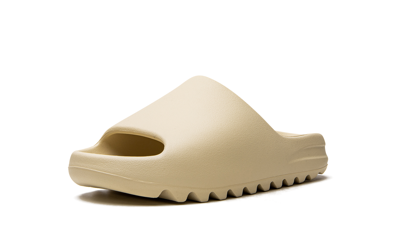 Yeezy Slide "Bone 2022"