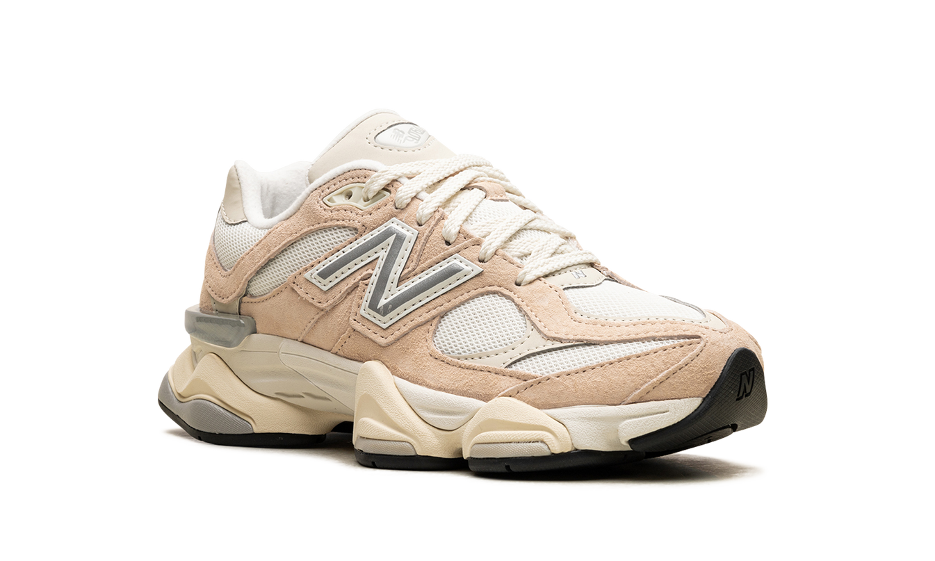 New Balance 9060 "Vintage Rose"