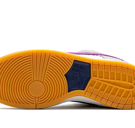 Nike Dunk SB Low "Rayssa Leal"