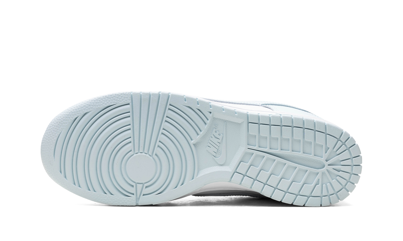 Nike Dunk Low "Glacier Blue"