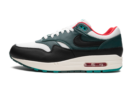 Air Max 1 „LeBron James x Liverpool“