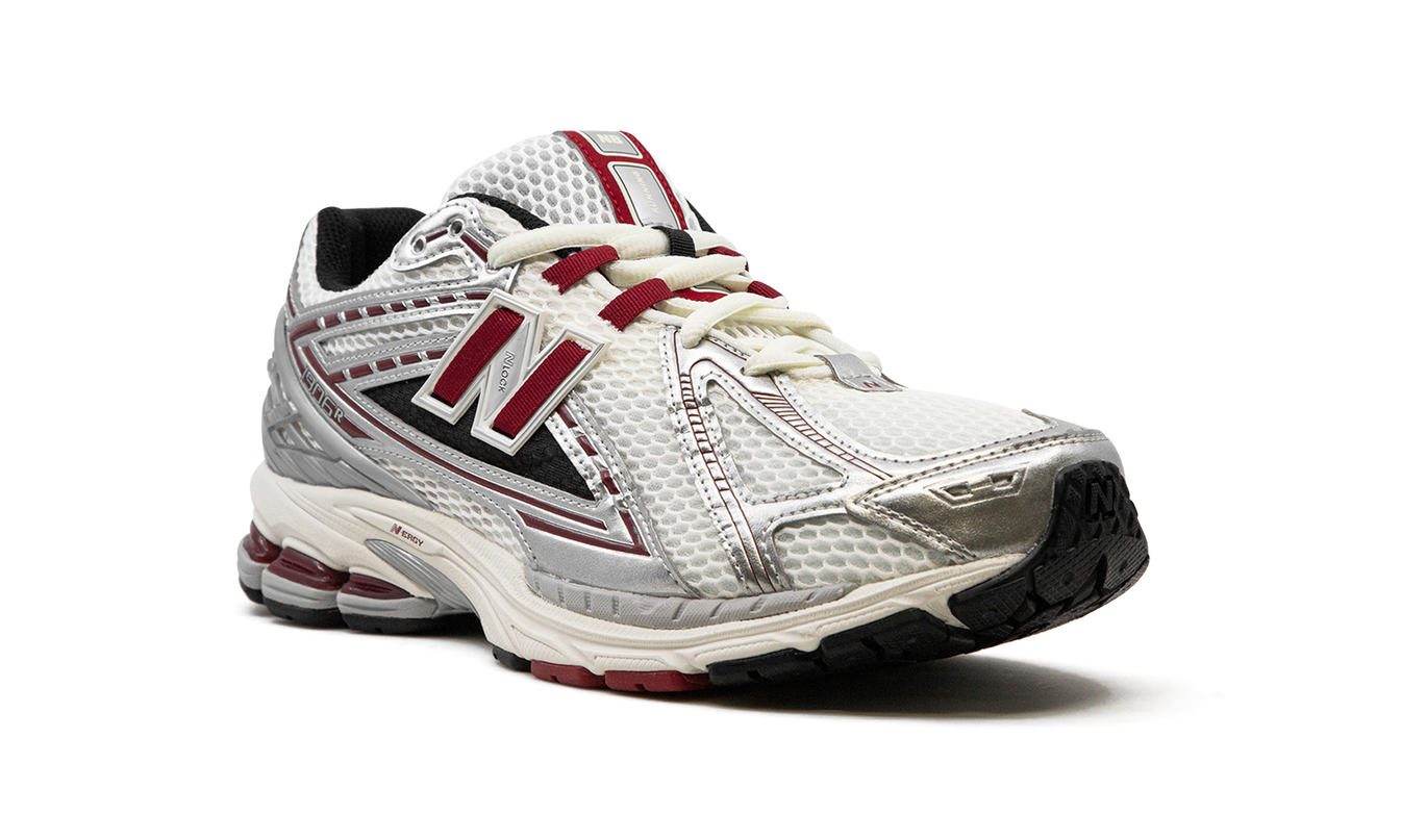 New Balance 1906R "Silver / Crimson"